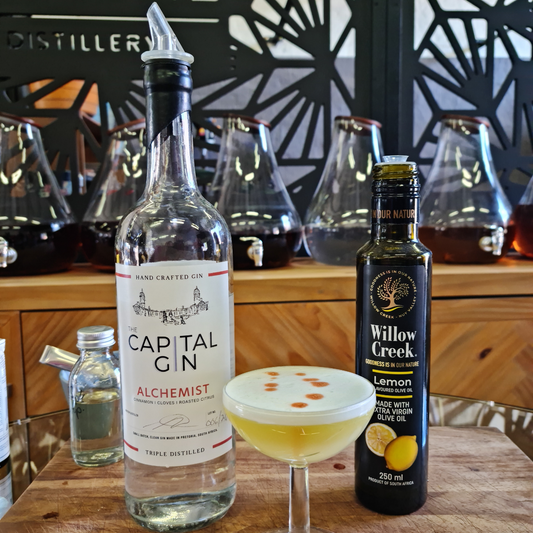 Lemon Gin Sour Cocktail